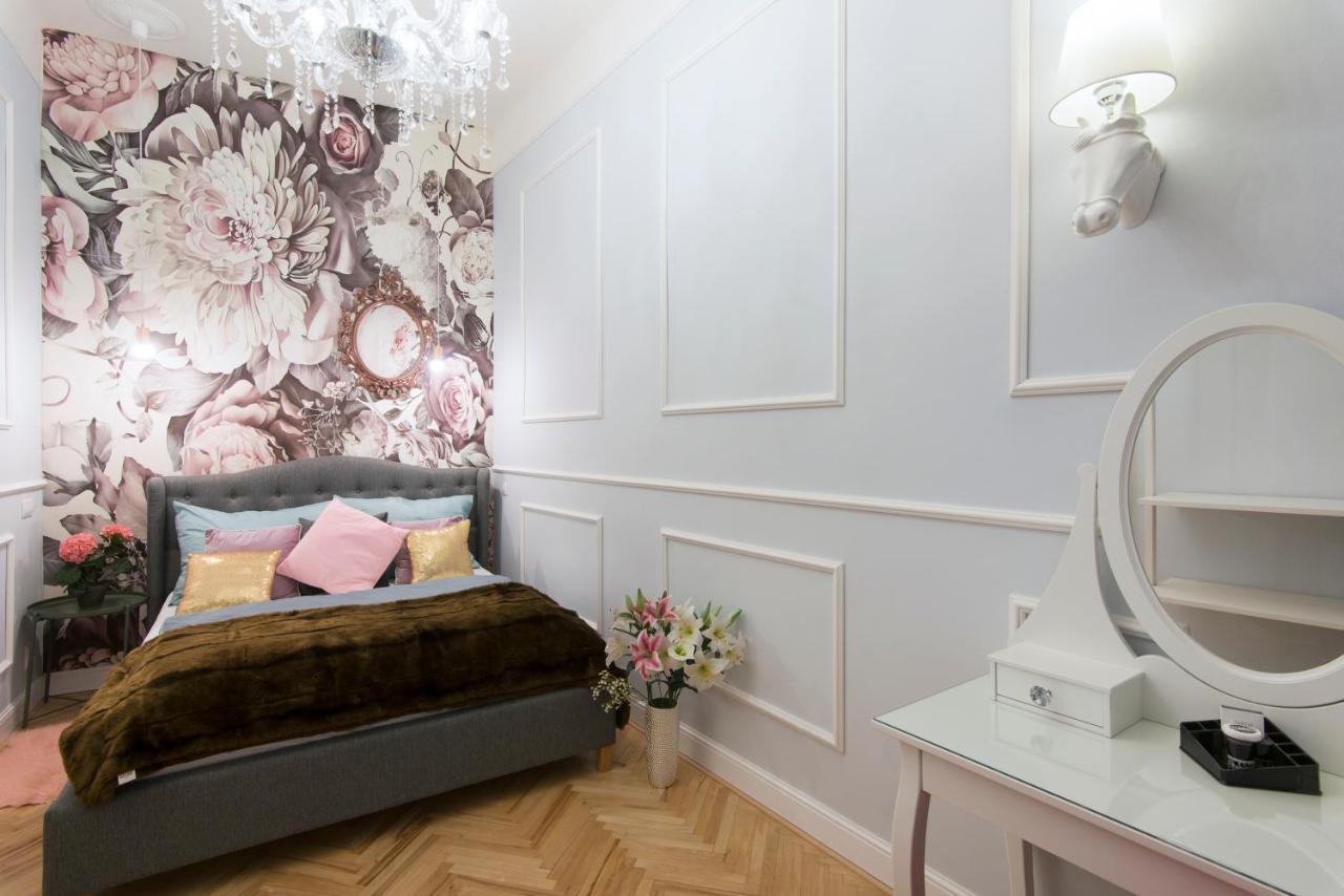 Vogue Apartment Near By Wenceslas Square ปราก ภายนอก รูปภาพ